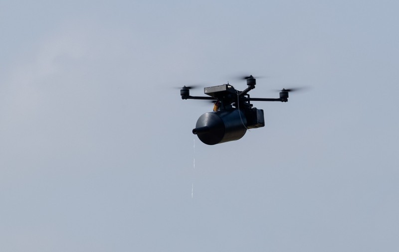 Sute de drone ucrainene au lovit fabricile în care se produc rachetele rusești: zborurile din mai multe aeroporturi, suspendate