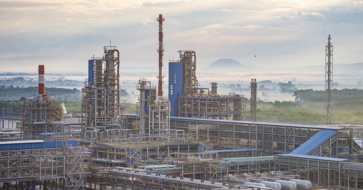 Complexul Gazprom Neftehim Salavat Foto: salavat-neftekhim.gazprom.ru