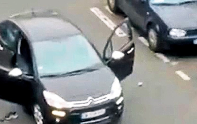 S-ar putea întâmpla şi la noi? Baia de sânge petrecută la Paris a strâns şi inimile românilor