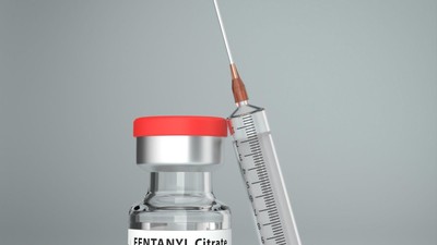 Primele concluzii ale legiștilor în cazul medicului rezident găsit mort la Spitalul Floreasca: Alexandru și-ar fi injectat Fentanil