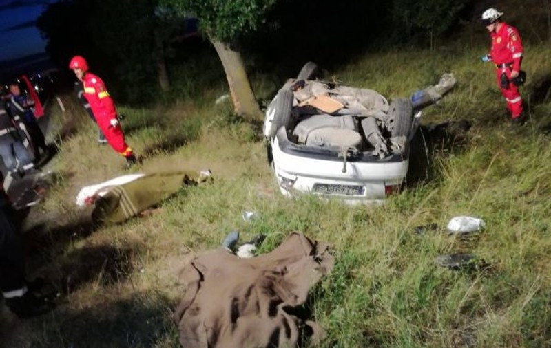 Accident grav în județul Arad. Trei persoane și-au pierdut viața