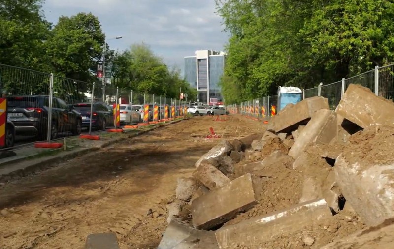 Șantierele din București blochează traficul și enervează șoferii. Cum arată Pipera într-o zi de lucru