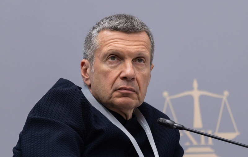 Propagandistul rus Vladimir Soloviov, nou delir la televiziunea rusă de stat, unde a cerut să „înceapă spânzurarea oamenilor lui Navalnîi”