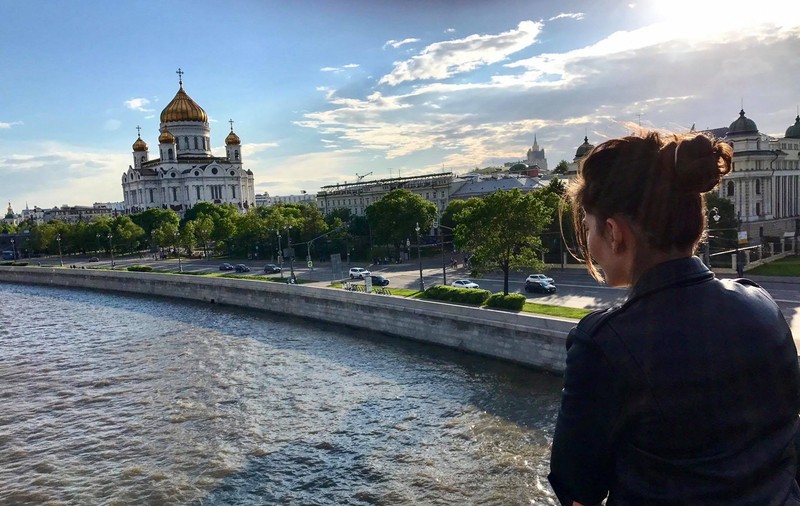 Alina Pușcaș, sărut pasional în public cu iubitul. Reacția fanilor: "Ești însărcinată a 3-a oară?!"