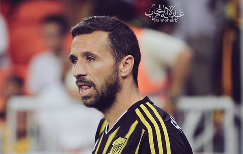 Victor Piţurcă se desparte de Lucian Sânmărtean. Al Ittihad negociază cu un câştigător al Ligii Campionilor