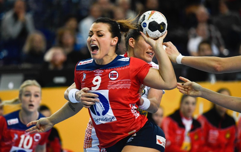CSM București a rămas fără Nora Mork. Handbalista norvegiană și-a rupt iar ligamentul încrucișat la genunchiul drept