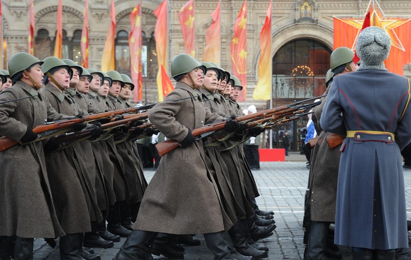 Expert militar ucrainean: „Rușii nu se vor opri, chiar dacă vor fi nevoiți să folosească modelul de pușcă fabricat în 1891”