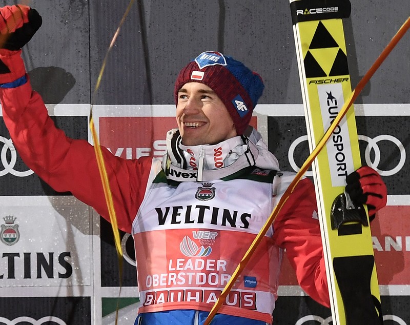 Turneul celor 4 Trambuline 2017/ 2018. Polonezul Kamil Stoch, în istorie! 4 victorii din 4, recordul vechi de 16 ani a fost egalat / FOTO&VIDEO