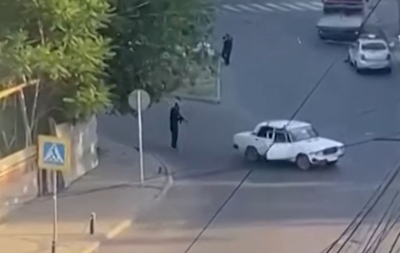 Val de atacuri armate în Rusia: au fost vizate două biserici, o sinagogă și un post de poliție din Daghestan. Cel puțin 19 morți și șase „teroriști” eliminați - UPDATE