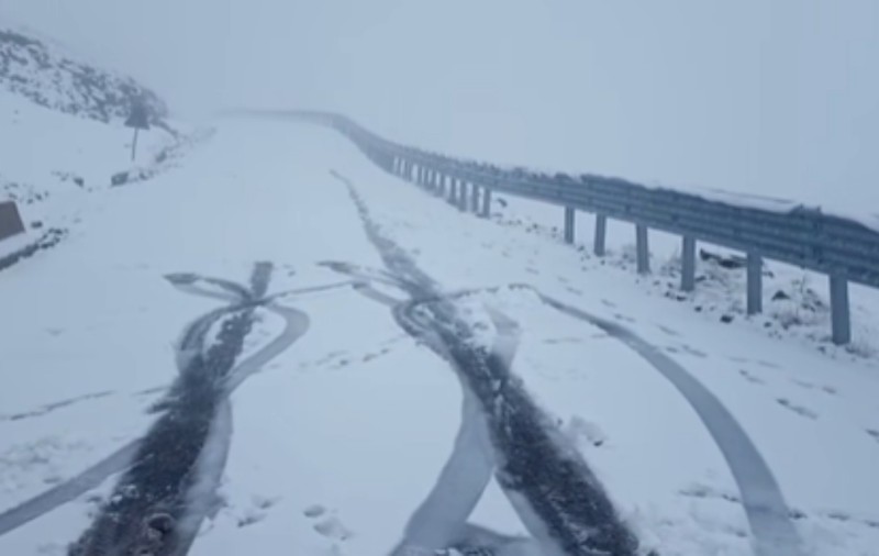 Deschiderea uneia dintre cele mai frumoase șosele din țară, Transalpina, se amână. Mesajul transmis de DRDP Craiova