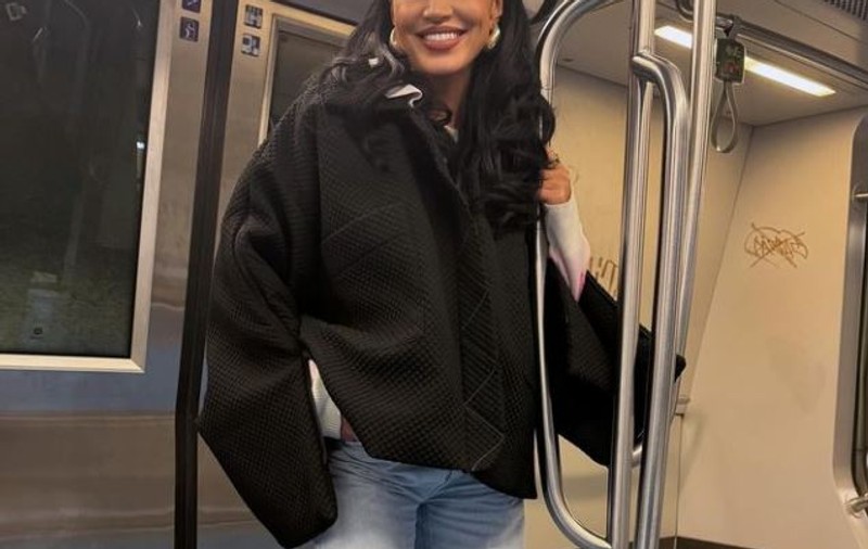 Imagini cu Adelina Pestrițu la metrou. A renunțat la mașinile de lux pentru transportul în comun: „Nu trăim în Palatul de Cleștar”