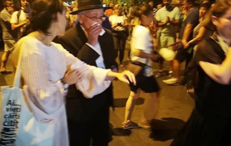 Mihai Şora, despre 10 august: Acest punct dureros al democraţiei noastre