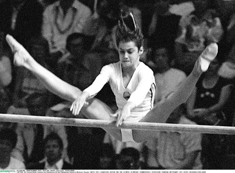 Nadia Comăneci, în timpul Jocurilor Olimpice de la Montreal, 1976. Foto: Hepta