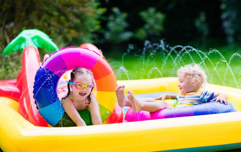 Top 5 piscine gonflabile pentru copii ușor de montat în curte