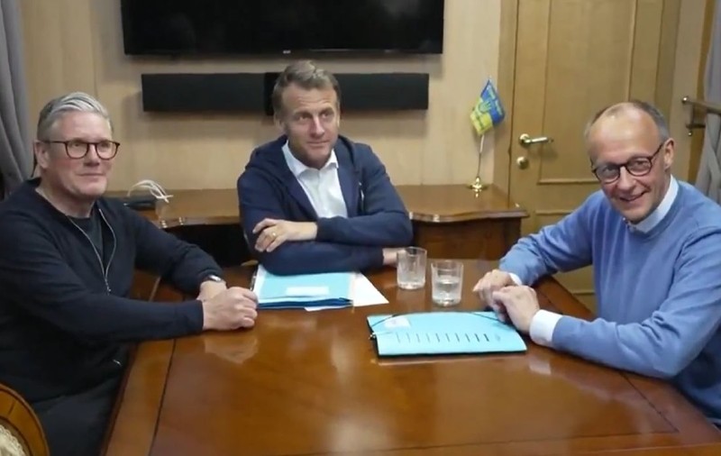Dezinformare cu Emmanuel Macron și alți lideri europeni în prim-plan, plecată de la un șervețel mototolit: „Pură teorie a conspirației” | VIDEO