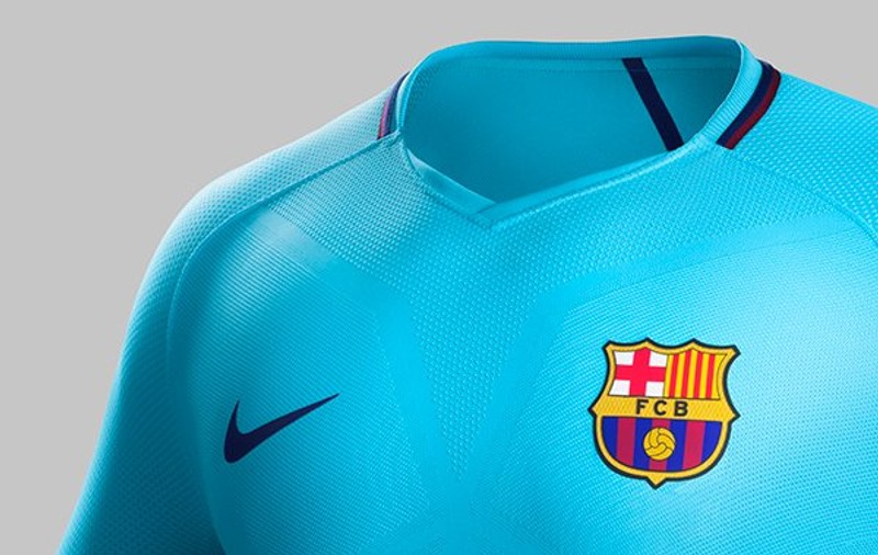 Barcelona și-a prezentat echipamentul pentru sezonul 2017-2018. Extratereștrii vor inaugura noile tricouri într-un amical cu Chapecoense