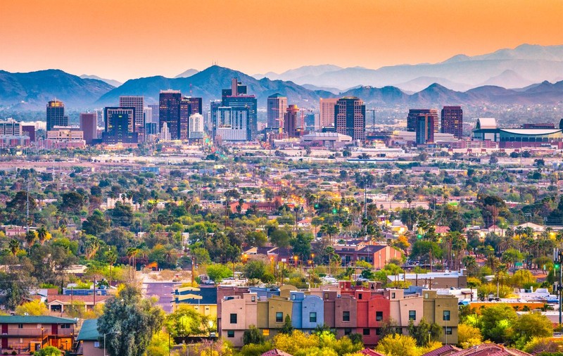 Viața în Phoenix, orașul american care a depășit 43 de grade Celsius în fiecare zi din iulie: „Te simți ca într-un cuptor”