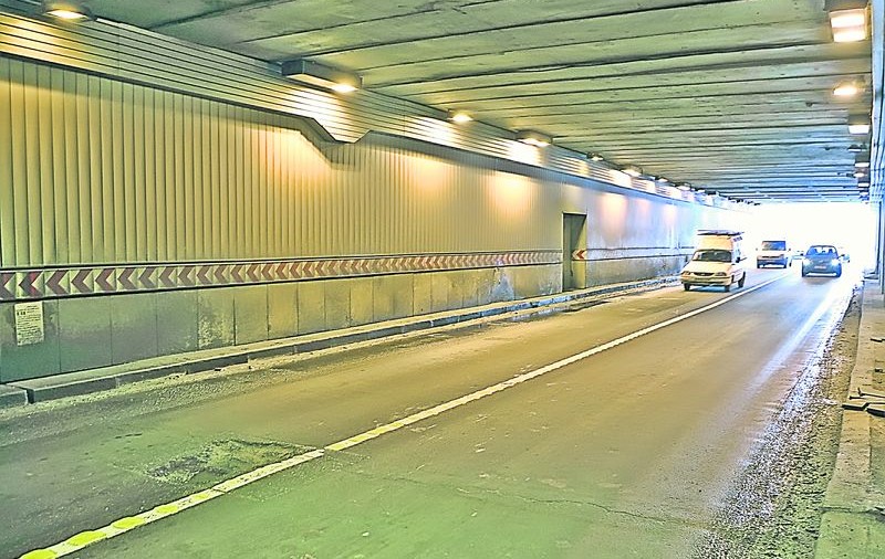 Video | Pasajul Unirii e deja «ciuruit»