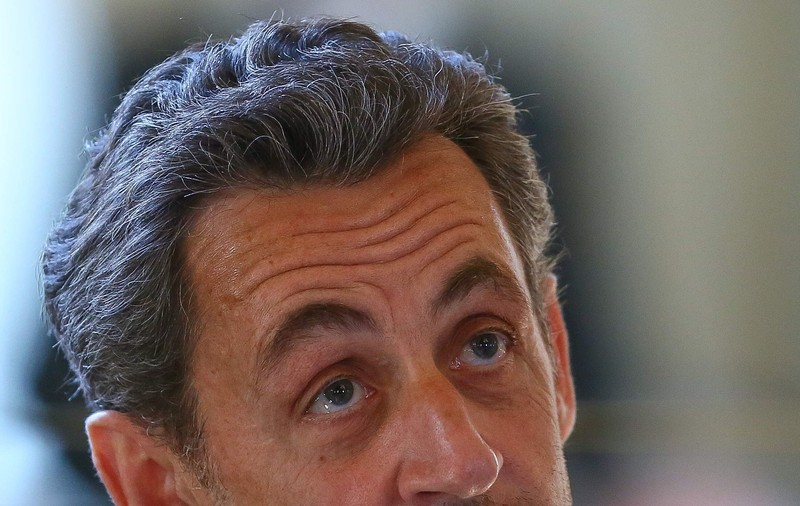 INTERCEPTĂRI-BOMBĂ în care NICOLAS SARKOZY PROMITE INTERVENŢIA SA pentru a ajuta UN MAGISTRAT de rang ÎNALT