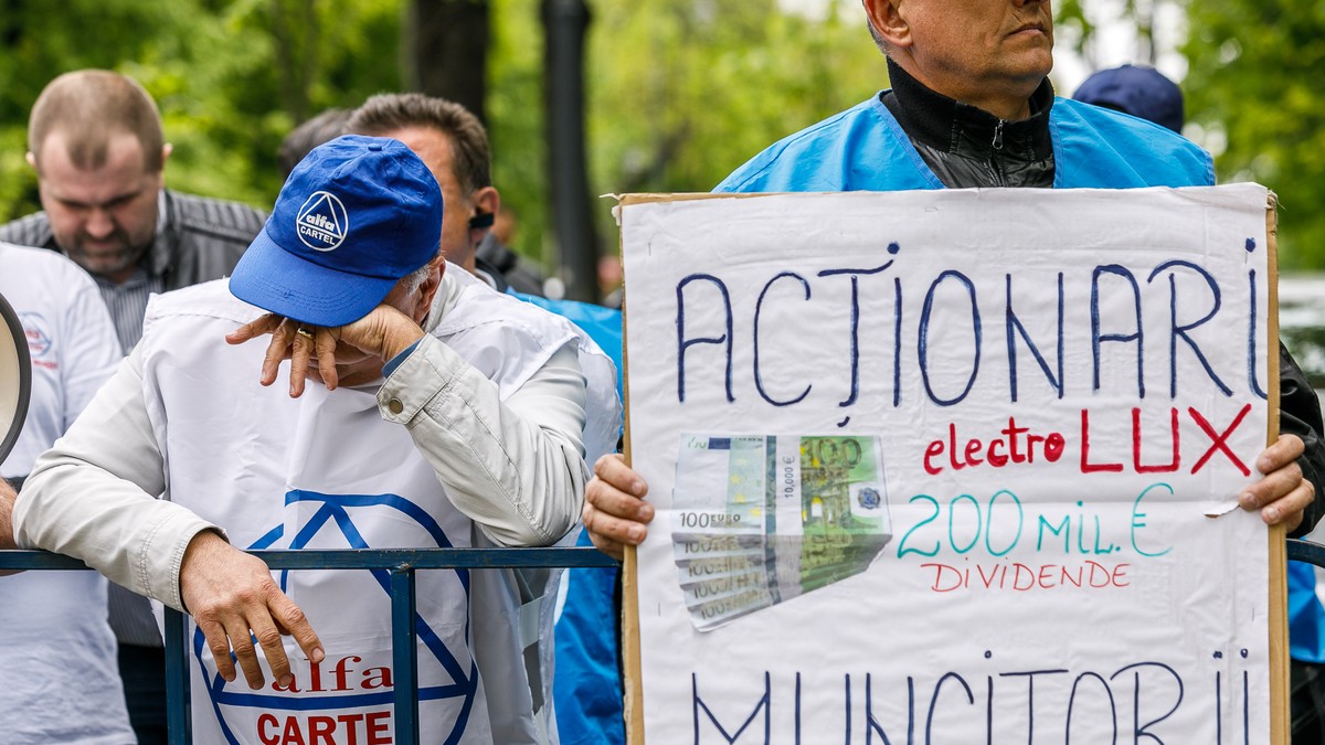1 Mai muncitoresc Made in America. În România rămânem fără forță de muncă. Greva angajaților Electrolux
