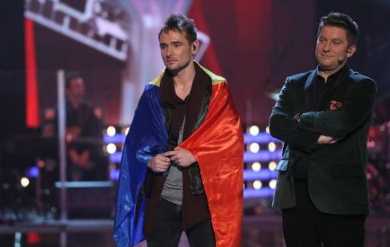 David Bryan a atins "Cerul" la "Vocea României". Simpaticul britanic a reușit o interpretare unică, cu accent ardelenesc-moldovenesc