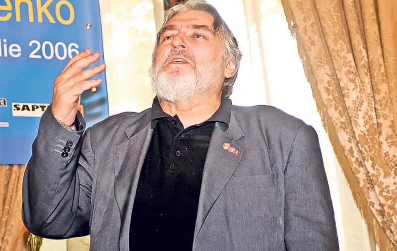 Continuă scandalul pe averea poetului Adrian Păunescu! Se ceartă pe facturile de întreținere ale celor șase case