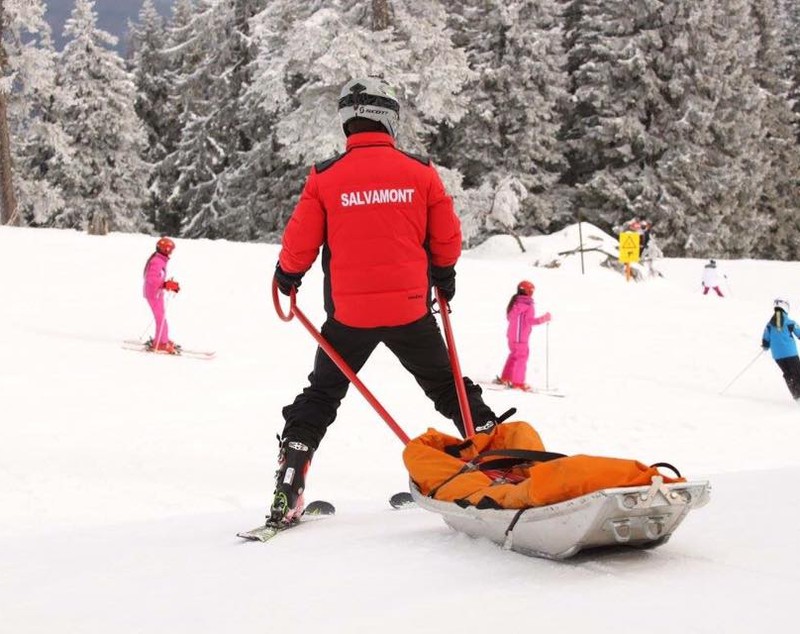 Ce amenzi primesc cei care nu respectă regulile pe pârtiile din Poiana Braşov. Peste 300 de turişti s-au rănit pe pârtii/FOTO