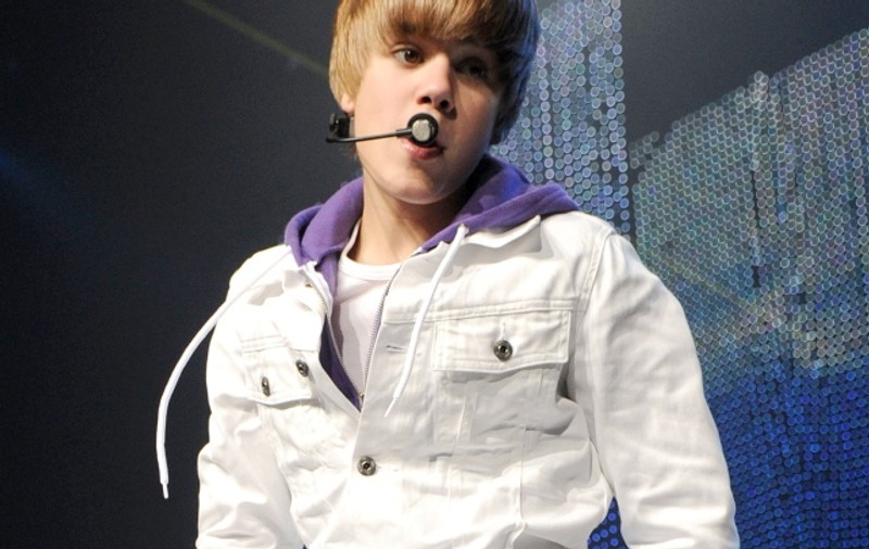Justin Bieber îşi va publica memoriile 