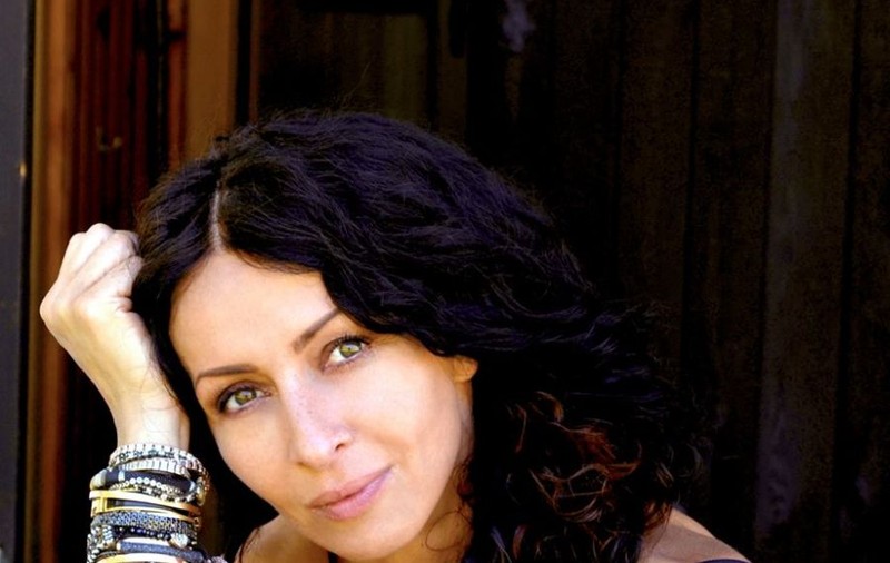CHIAR CĂ O SĂ FIE SHOW! MIHAELA RĂDULESCU va cânta MUZICĂ POPULARĂ! | FOTO