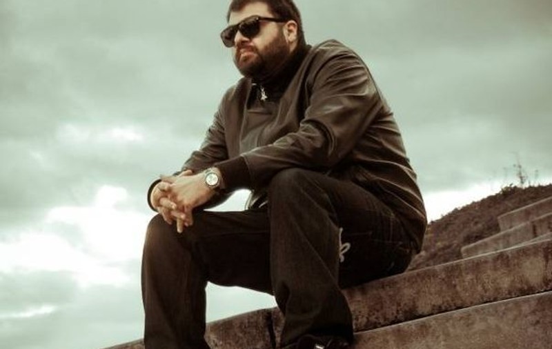 Grasu' XXL: "Eu le dau m**e la fiecare concert Elenei Udrea şi lui Traian Băsescu. E normal ca lumea să iasă în stradă!"