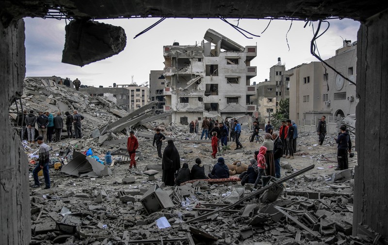 Negocierile pentru oprirea luptelor în Gaza, complicate de uciderea celor trei fii ai liderului Hamas. Netanyahu nu a fost informat în avans