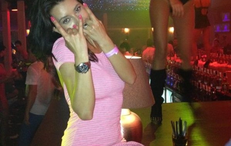 DJ Harra se laudă cu Rolexul de 5.000 de euro prin cluburi 