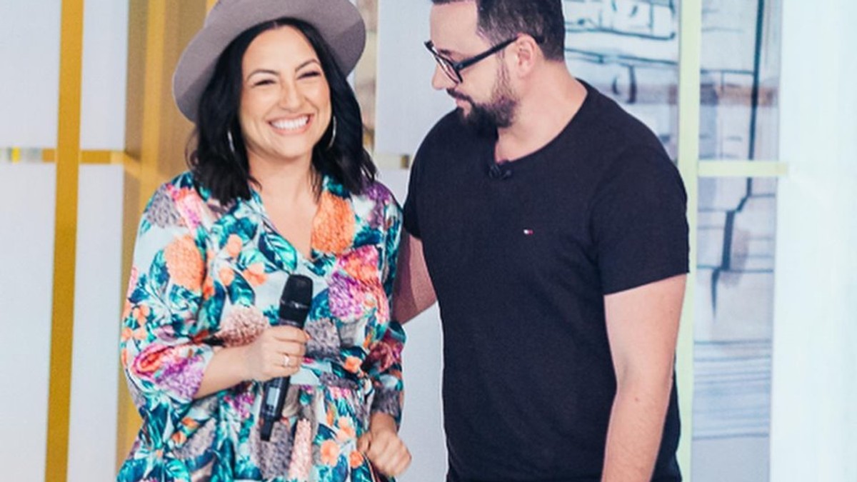 Andra și Cătălin Măruță, sărut pasional pe platourile de televiziune. "Cam ca la prima întâlnire" | FOTO