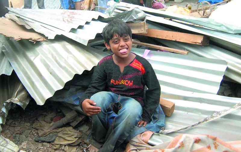 Un puşti din filmul «Slumdog Millionaire» a rămas fără casă