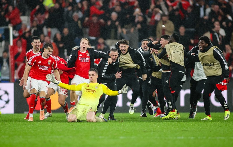 Liga Campionilor: Seară nebună la Lisabona: Benfica a învins Realul cu 4-2 după ce portarul Trubin a marcat la ultima fază