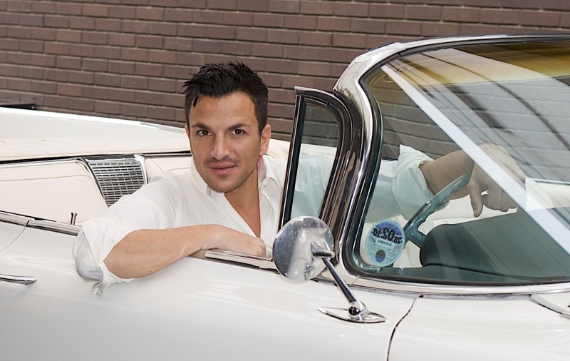Peter Andre este speriat de femei
