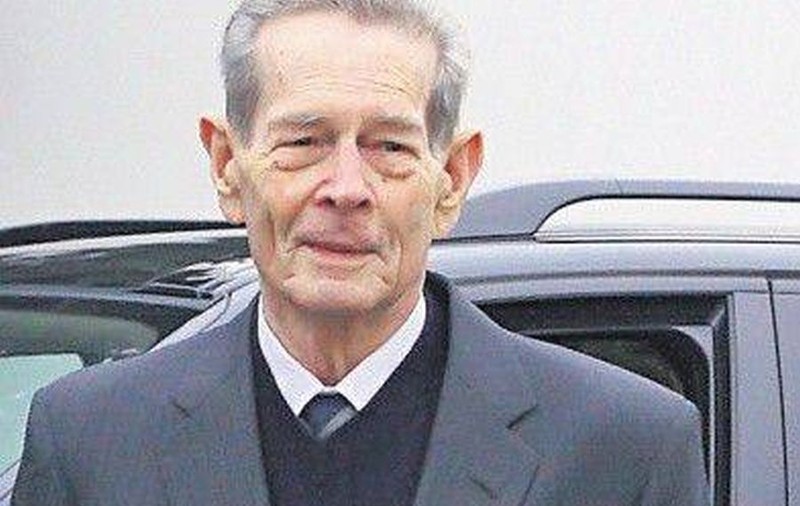 SĂRBĂTOARE MARE LA PALAT! Regele Mihai ANIVERSEAZĂ 93 de ani și A IEȘIT ÎN PUBLIC, FĂRĂ Regina ANA | FOTO