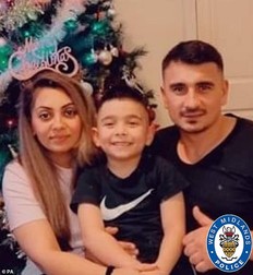 Poliția a publicat această fotografie și declarația părinților lui Mario. Foto: West Midlands Police