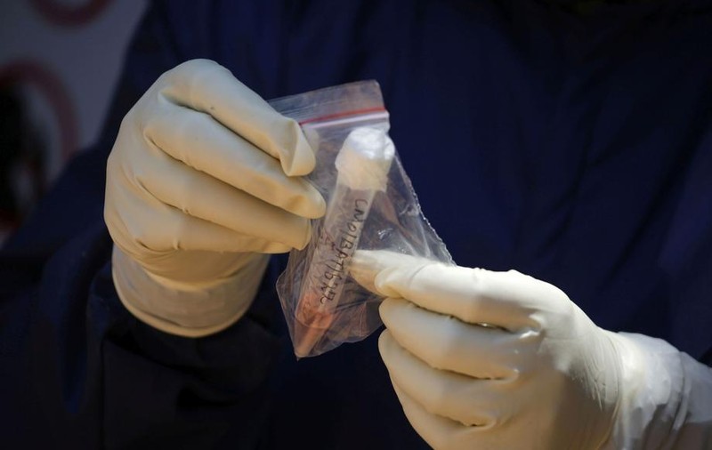 Noul test de coronavirus aprobat de americani. Probele se trimit prin poștă
