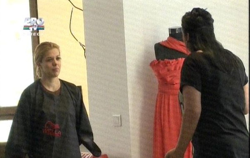 Adriana Bahmuțeanu, către o clientă de la coafor: ”Te bat, să moară mama”