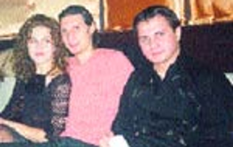 Cristi Irimia si Ionut Mazilu, Revelion cu iubitele intr-un club din Regie