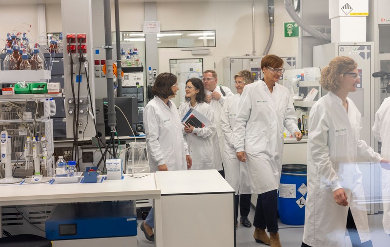 BioNTech speră să lanseze în 2026 primul său medicament anticancer, bazat pe tehnologia ARN mesager și „adaptat fiecărui pacient"