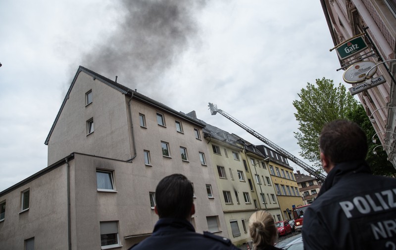 Sfârșit tragic pentru o româncă și doi dintre copiii ei! Au ars de vii într-un incendiu în Germania