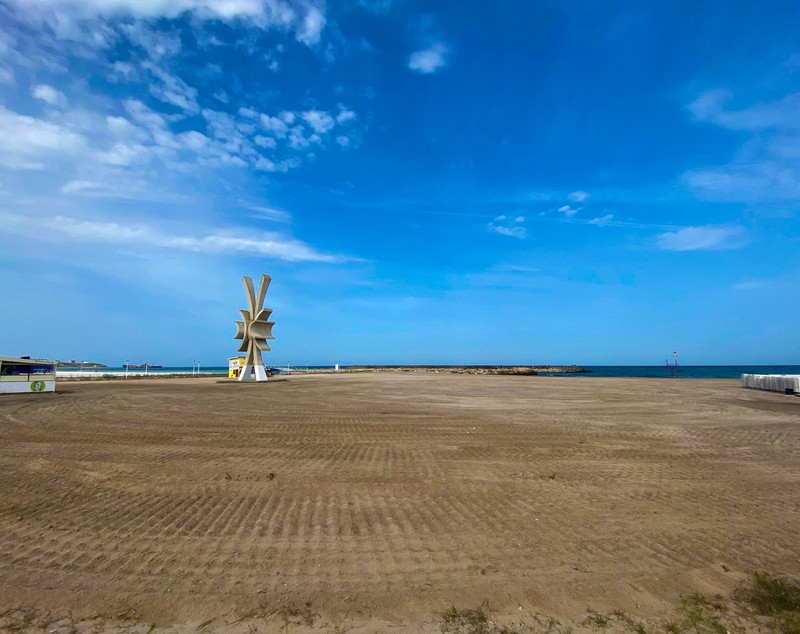Amenzi de 20.000 de lei după festivalul Beach Please de la Costinești. La două săptămâni de la eveniment, plaja era plină de gunoi. Reacția organizatorilor
