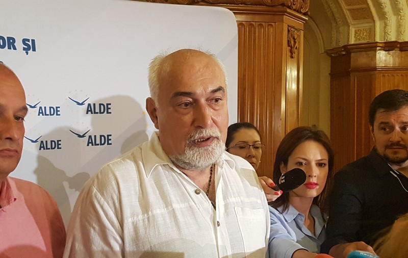 VIDEO/ ALDE dă asigurări că nu este inițiatoarea unei OUG pe amnistie și grațiere; Vosganian: Întrebați la PSD!