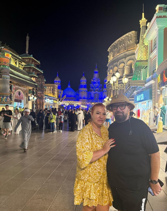 Imagini din vacanța lui Cristian Popescu Piedone după controalele ANPC. Unde a plecat cu soția: „Am muncit și nopți, am muncit și zile... multe”