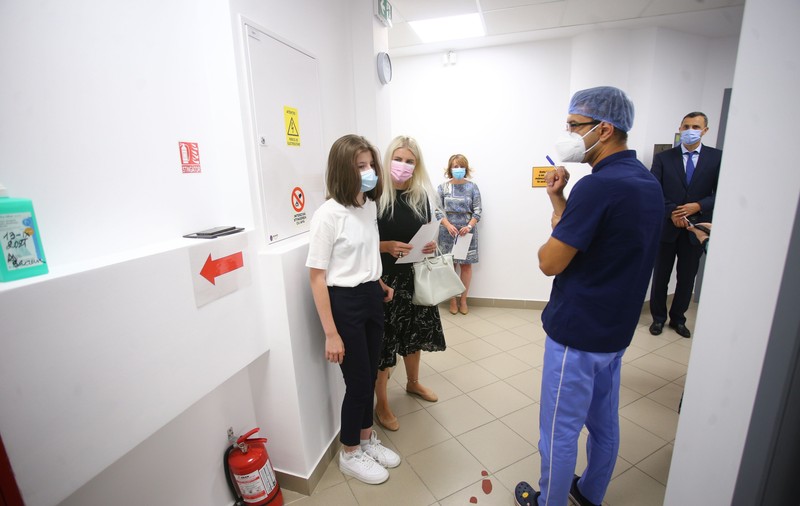 Prima zi de școală și prima doză de vaccin. „Fără sănătate, nu putem face nicio educație”