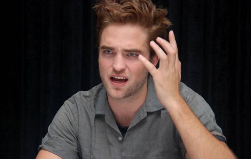 Robert Pattinson, nouă ţintă a scientologilor?
