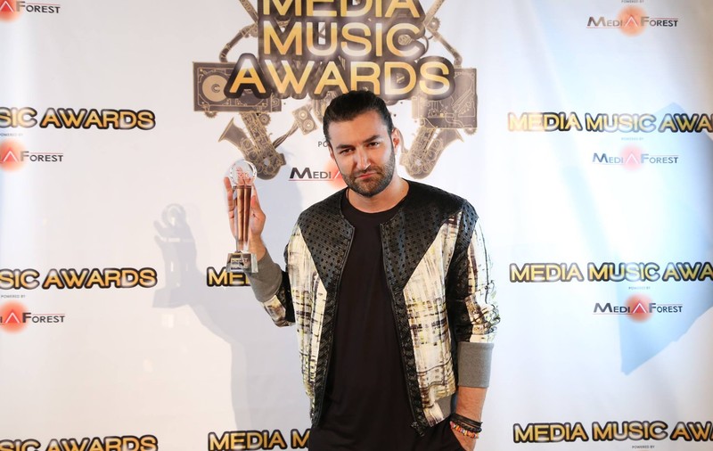 VIDEO EXCLUSIV/ Smiley a fost forțat să stopeze colaborarea cu Tobi Ibitoye și Michel Kotcha, finaliștii de la ”Vocea”