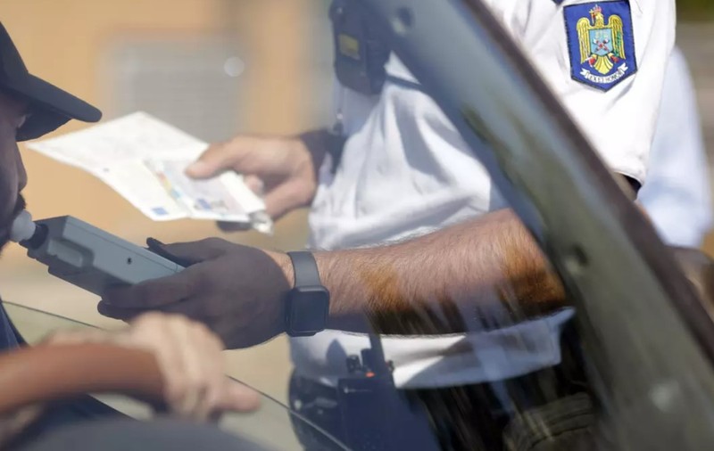Când ai obligația să te supui recoltării de probe biologice dacă ai condus sub influența alcoolului și când poți refuza